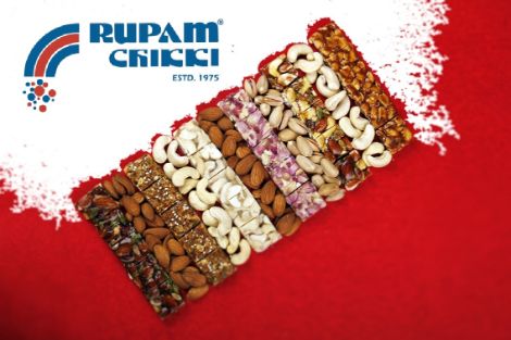 Rupam Deluxe Mix Chikki - lonavalafood