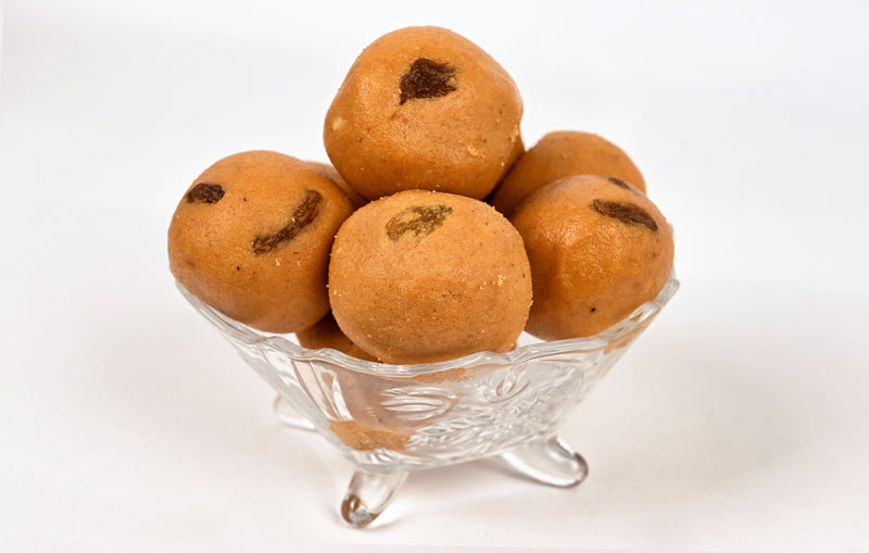 Besan Laddu (बेसन लाडू)