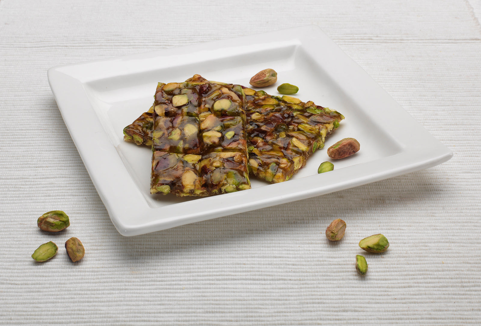 Navratna Pista Chikki