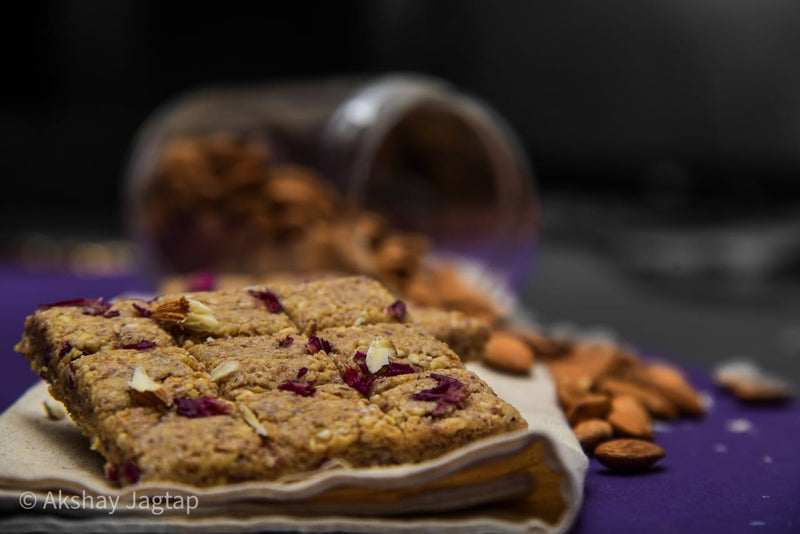 Rupam's Alomnds Crushed with Rose Petals Chikki